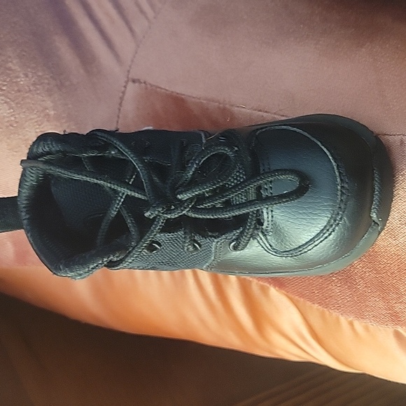 Nike Manoa Leather TXT TD 'Triple Black' - Picture 2 of 3